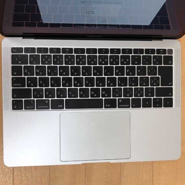 Apple(アップル)の［新品同様］MacBook Air 2018 256GB スマホ/家電/カメラのPC/タブレット(ノートPC)の商品写真