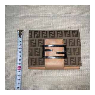 フェンディ(FENDI)のFENDI 折りたたみ財布 キャメルカラー(財布)