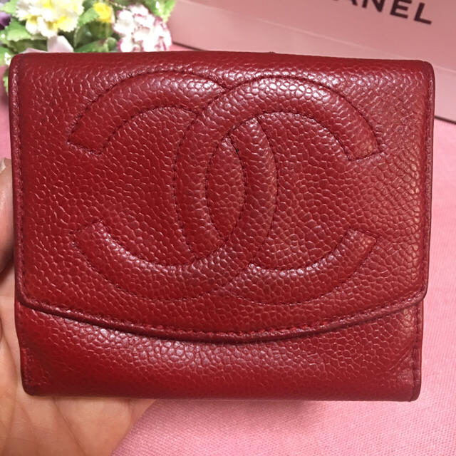 CHANEL(シャネル)のシャネル☆キャビアスキン折財布♡赤』 レディースのファッション小物(財布)の商品写真