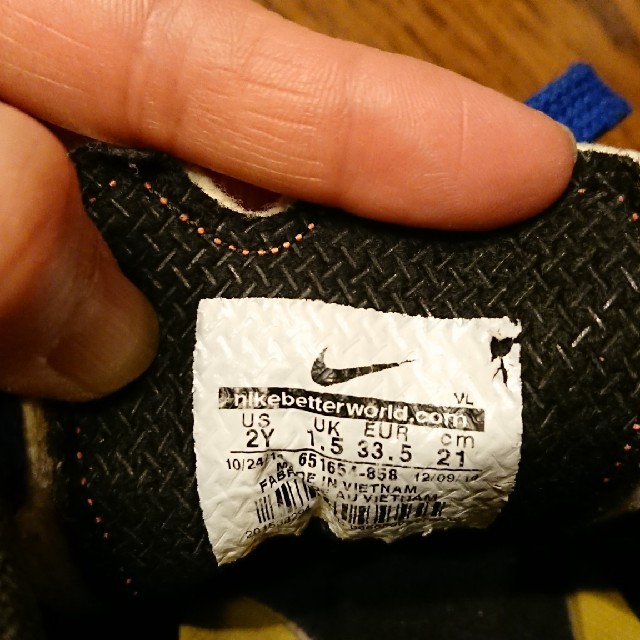 NIKE(ナイキ)の【値下げ】ナイキ キッズスパイク 21.0㎝ スポーツ/アウトドアのサッカー/フットサル(シューズ)の商品写真