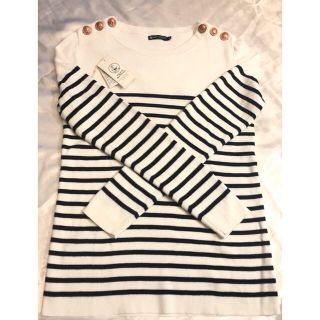 プチバトー(PETIT BATEAU)のプチバトー ボーダーニットコットン ホワイト M ボタンデザイン 美品!!(ニット/セーター)