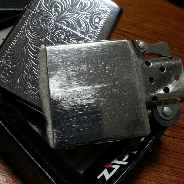 ZIPPO   年前期製 ベネチアン柄!! ヴィンテージジッポライター!!の