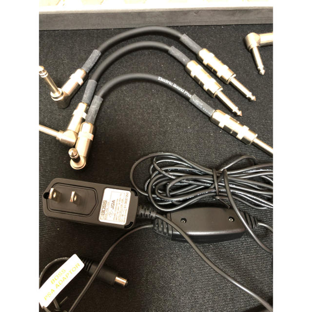 ESP(イーエスピー)のESP custom cable セット  BOSSエフェクター用アダプター 楽器のギター(エフェクター)の商品写真