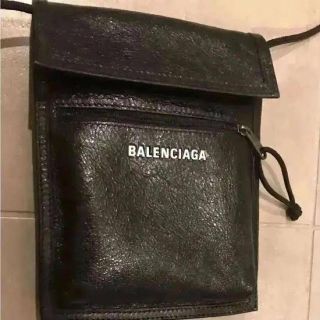 バレンシアガ(Balenciaga)のバレンシアガ エクスプローラーレザーショルダーポーチ(ハンドバッグ)