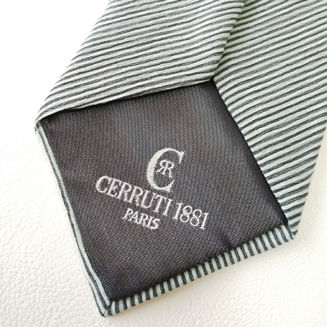 Cerruti(セルッティ)のチャビさま専用 ネクタイ2本セット 他の方購入不可 メンズのファッション小物(ネクタイ)の商品写真