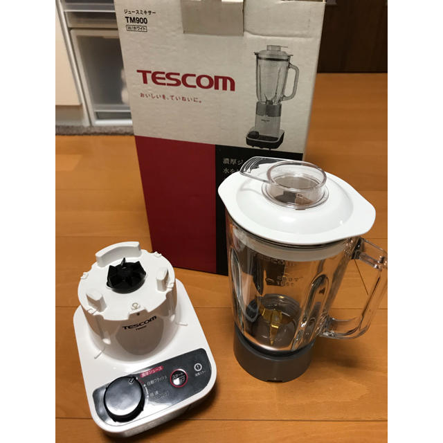 TESCOM(テスコム)のジュースミキサー スマホ/家電/カメラの調理家電(ジューサー/ミキサー)の商品写真