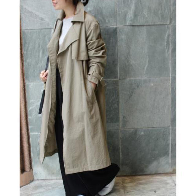 IENA(イエナ)のIENA ライト トレンチコート レディースのジャケット/アウター(トレンチコート)の商品写真