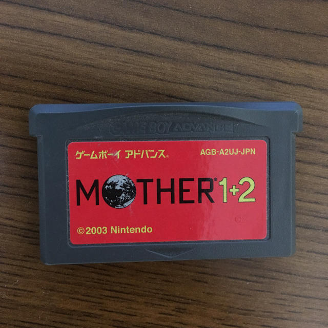 任天堂(ニンテンドウ)のMOTHER ソフト & ストラップ エンタメ/ホビーのゲームソフト/ゲーム機本体(携帯用ゲームソフト)の商品写真