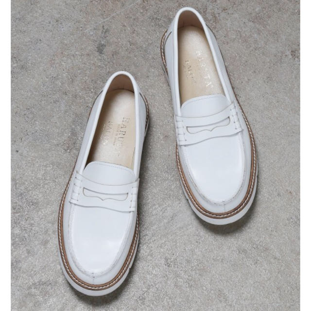 Adam et Rope'(アダムエロぺ)のサロンアダムエロペ♡HARUTA for SALON WHITE LOAFER レディースの靴/シューズ(ローファー/革靴)の商品写真