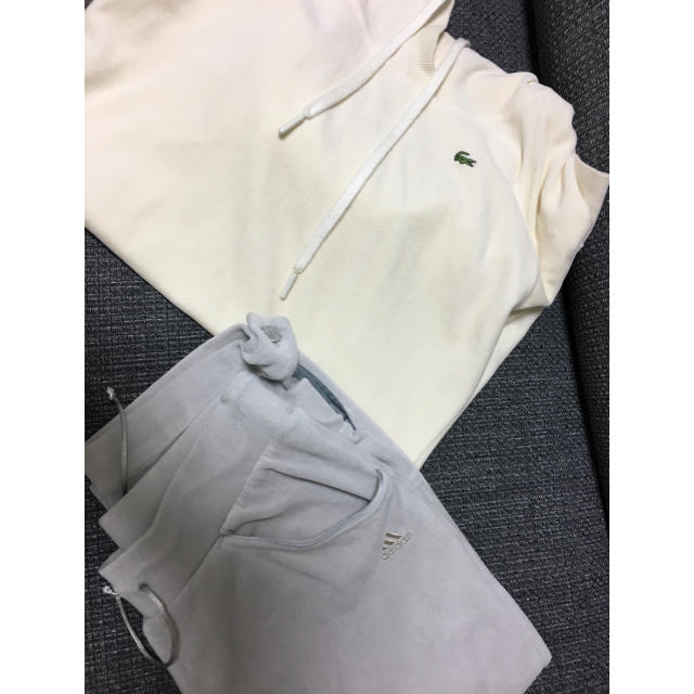 LACOSTE(ラコステ)のベロア パーカー&パンツ2点セット レディースのトップス(パーカー)の商品写真