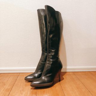 ミュウミュウ(miumiu)のmiumiu レザー ロングブーツ 38.5 (24.5cm)(ブーツ)