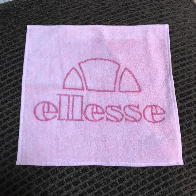 ellesse(エレッセ)のエレッセタオルハンカチ レディースのファッション小物(ハンカチ)の商品写真
