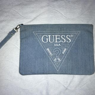 ゲス(GUESS)のGUESS クラッチバッグ(セカンドバッグ/クラッチバッグ)