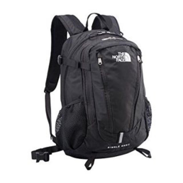 THE NORTH FACE(ザノースフェイス)のTHE NORTH FACE/ザノースフェイスシングルショット/黒/23L/新品 レディースのバッグ(リュック/バックパック)の商品写真