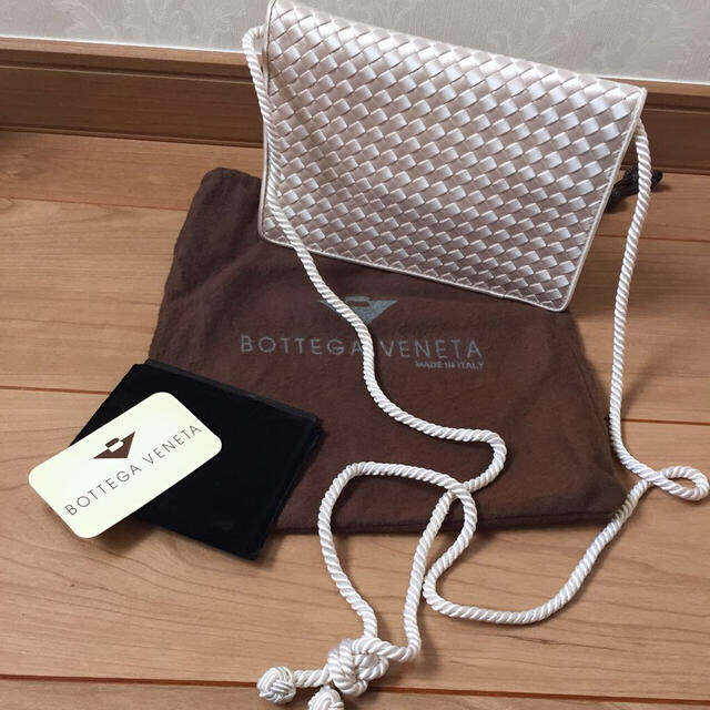 Bottega Veneta(ボッテガヴェネタ)のお値打ち価格！ボッテガヴェネタ バッグ レディースのバッグ(ショルダーバッグ)の商品写真