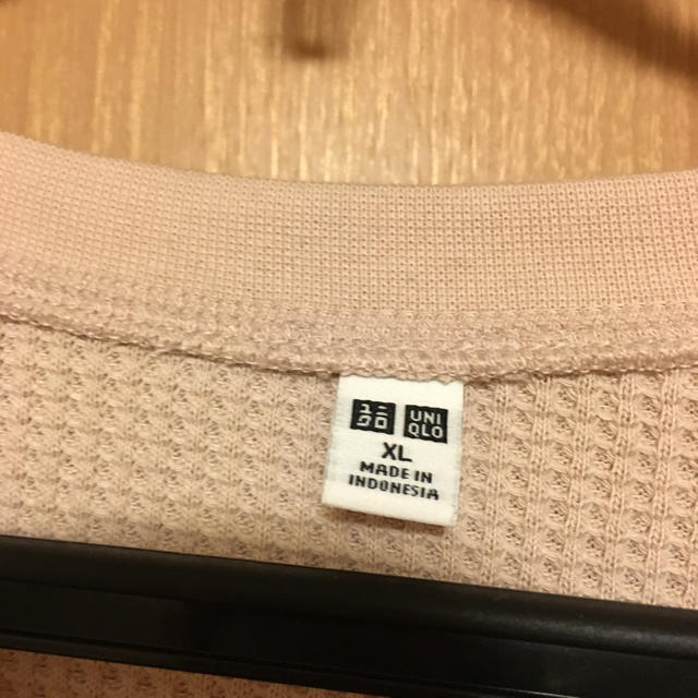 UNIQLO(ユニクロ)のユニクロ ワッフルVネックシャツ レディースのトップス(Tシャツ(長袖/七分))の商品写真