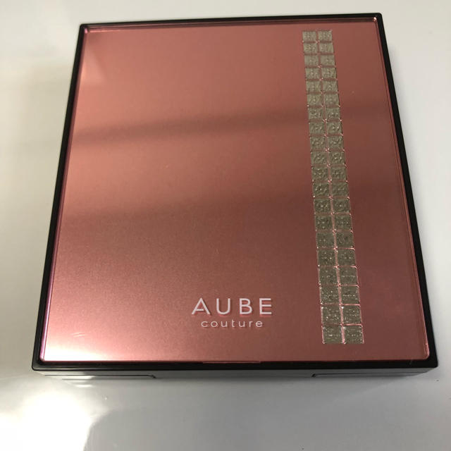 AUBE couture(オーブクチュール)の✨再販✨ デザイニングインプレッションアイズ551 コスメ/美容のベースメイク/化粧品(アイシャドウ)の商品写真