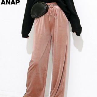 アナップ(ANAP)のベロアワイドパンツ(カジュアルパンツ)