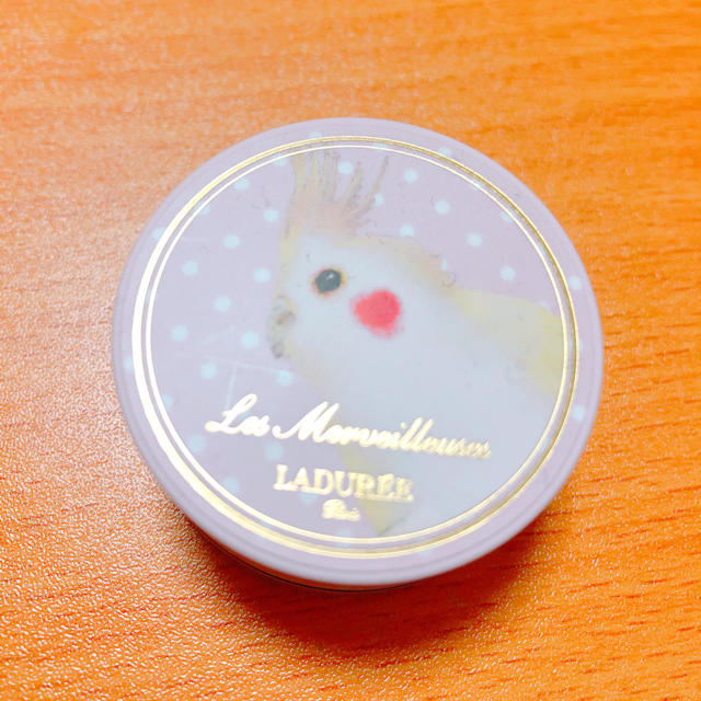 Les Merveilleuses LADUREE(レメルヴェイユーズラデュレ)のレ・メルヴェイユーズ ラデュレチーク 01 コスメ/美容のベースメイク/化粧品(チーク)の商品写真