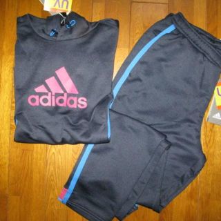 アディダス(adidas)のアディダス　ウィメンズ スウェットパーカ＆パンツの上下セット(ルームウェア)