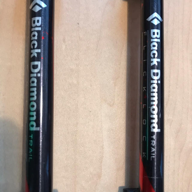 Black Diamond(ブラックダイヤモンド)の登山用ストック Black Diamond trailtrekkingpoles スポーツ/アウトドアのアウトドア(登山用品)の商品写真