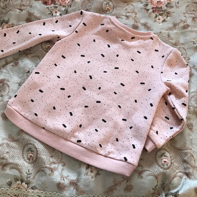 ZARA KIDS(ザラキッズ)のZARA Babygirl ザラ ベビーガール トップス トレーナー キッズ/ベビー/マタニティのキッズ服女の子用(90cm~)(Tシャツ/カットソー)の商品写真