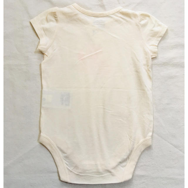 babyGAP(ベビーギャップ)のspecial price『新品』babyGap 女の子用半袖ボディ70㎝サイズ キッズ/ベビー/マタニティのベビー服(~85cm)(肌着/下着)の商品写真