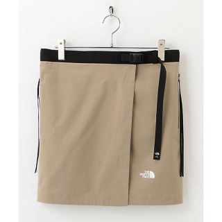 ハイク(HYKE)のHYKE x NORTH FACE ラップショートスカート　タン　Ｍ　新品(その他)