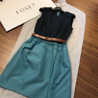 フォクシー(FOXEY)の専用です！難あり フォクシー  ワンピース 38(ひざ丈スカート)