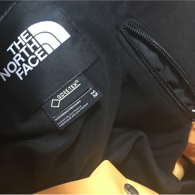 THE NORTH FACE(ザノースフェイス)の新品the north face1990復刻版マウンテンジャケットs メンズのジャケット/アウター(マウンテンパーカー)の商品写真