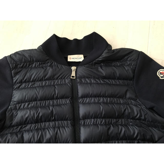 MONCLER(モンクレール)のモンクレール カーディガン ダウン S レディースのジャケット/アウター(ダウンジャケット)の商品写真