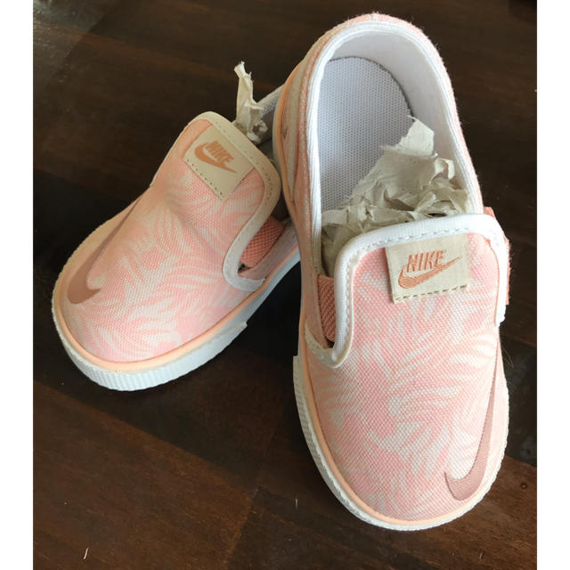 NIKE(ナイキ)のNIKE TOKI SLIPON CVS PRINT 13cm キッズ/ベビー/マタニティのベビー靴/シューズ(~14cm)(スニーカー)の商品写真