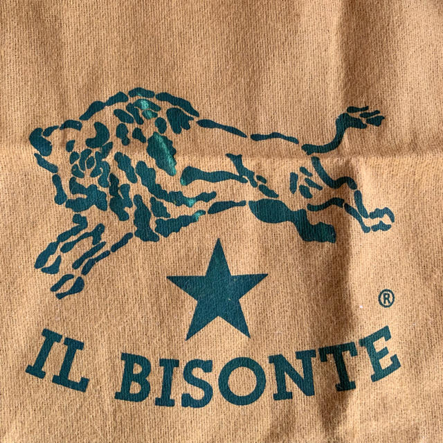 IL BISONTE(イルビゾンテ)の【WE様専用】イルビゾンテ 三日月ショルダー レディースのバッグ(ショルダーバッグ)の商品写真