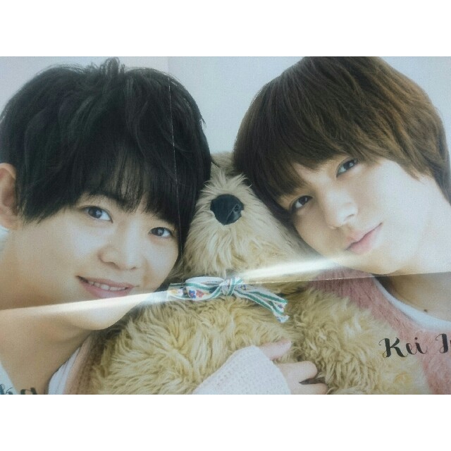 Hey! Say! JUMP(ヘイセイジャンプ)の美品♡伊野尾慧×有岡大貴 ジャンボピンナップ エンタメ/ホビーのタレントグッズ(アイドルグッズ)の商品写真