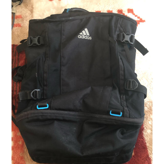 adidas(アディダス)のパパママさん専用アディダス バックパック26L メンズのバッグ(バッグパック/リュック)の商品写真