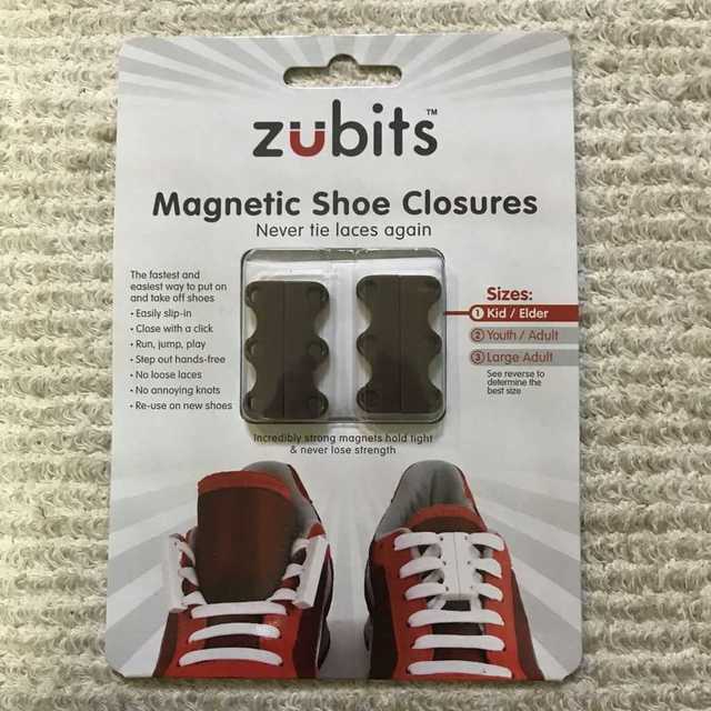 【定価3500円】シューズクローザー Zubits Size1 茶色 キッズ/ベビー/マタニティのこども用ファッション小物(その他)の商品写真