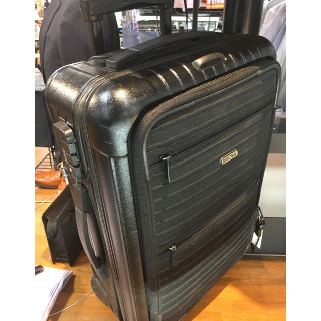 RIMOWA/リモワ キャリーケース TSAロック付 ボレロ 廃盤モデル 黒 ...