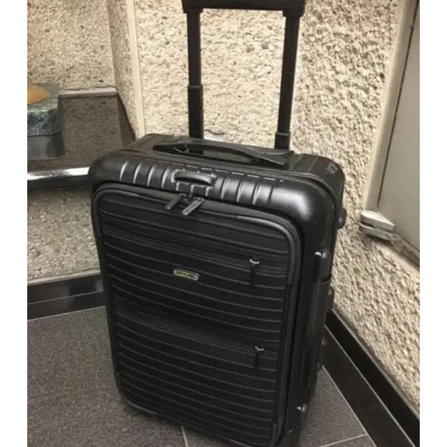 RIMOWA(リモワ)のRIMOWA/リモワ キャリーケース TSAロック付 ボレロ 廃盤モデル 黒 メンズのバッグ(トラベルバッグ/スーツケース)の商品写真