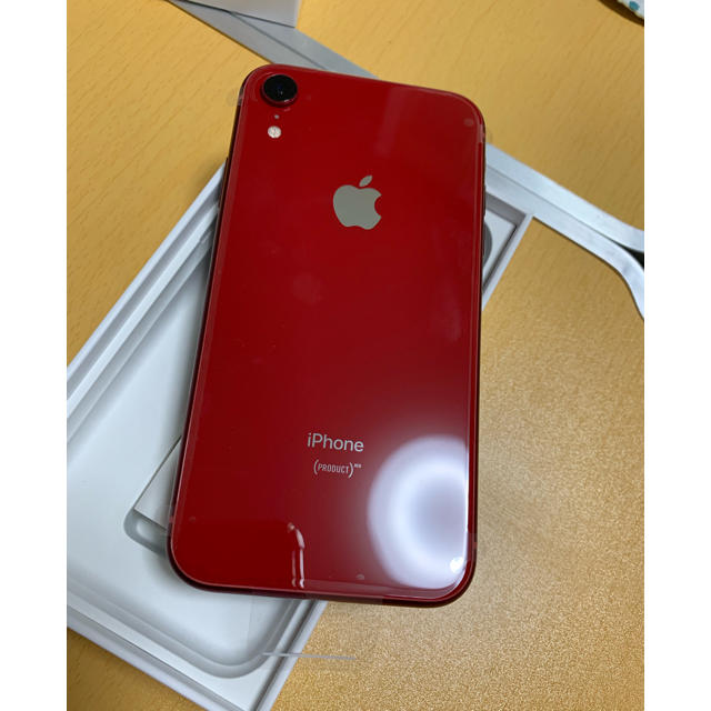 iPhone(アイフォーン)の 新品 iPhoneXR 128G レッド スマホ/家電/カメラのスマートフォン/携帯電話(スマートフォン本体)の商品写真