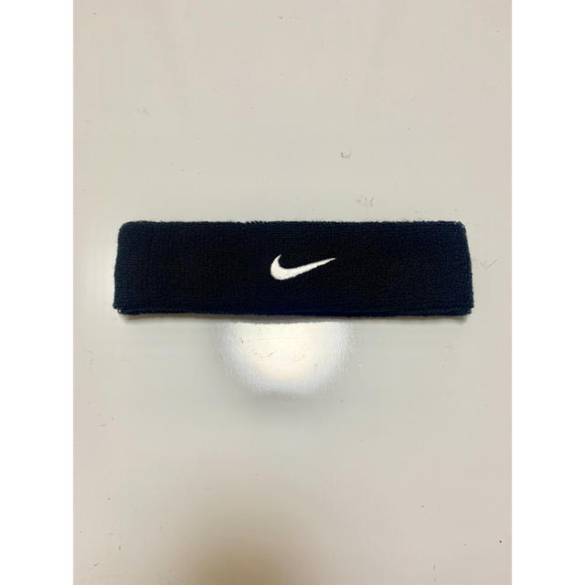 NIKE(ナイキ)のNIKE ナイキヘッドバンド スポーツ/アウトドアのスポーツ/アウトドア その他(その他)の商品写真