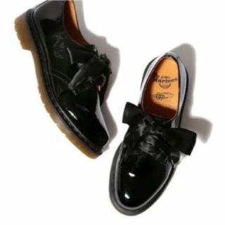 ドクターマーチン(Dr.Martens)のマーチン × BEAMS パテント ブラック UK6(ローファー/革靴)