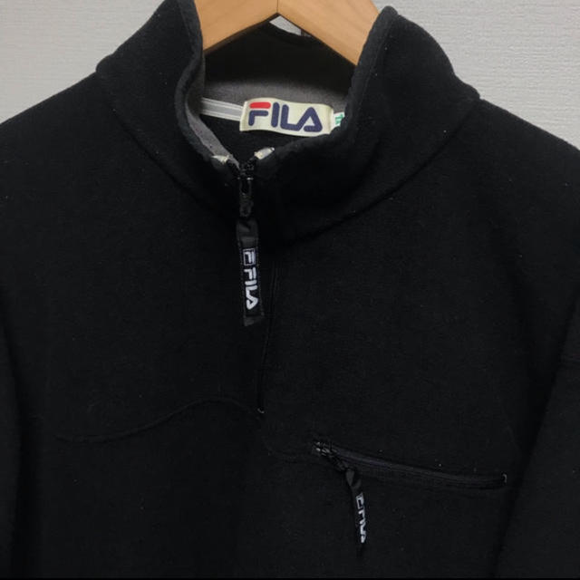 FILA(フィラ)のFILA フィラ フリース ブラック ビックシルエット ドロップショルダー  メンズのジャケット/アウター(ブルゾン)の商品写真