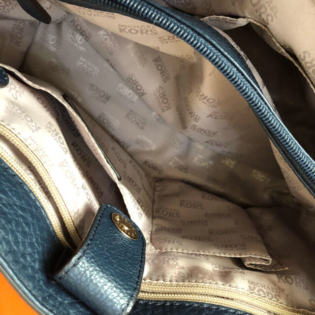 Michael Kors(マイケルコース)の♦️マイケルコースショルダー付お買い得❣️ レディースのバッグ(トートバッグ)の商品写真