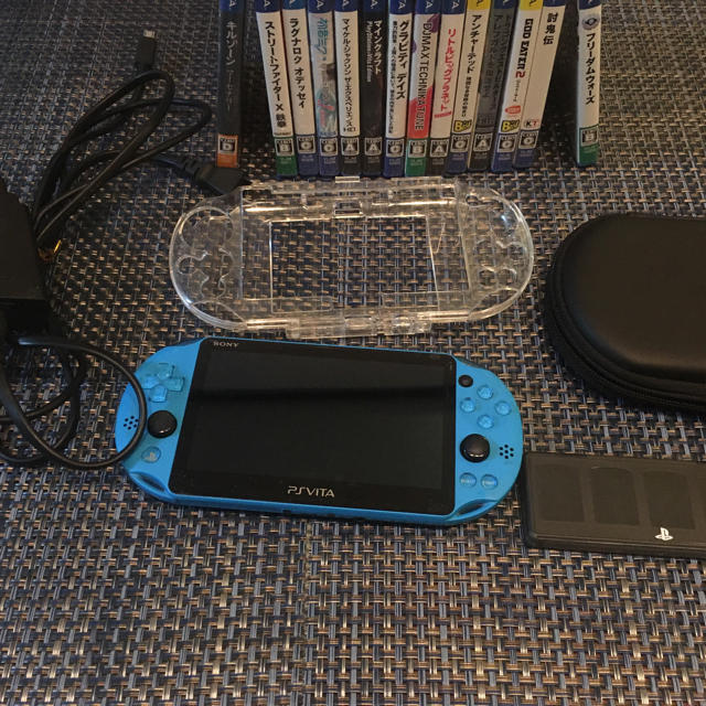 PSVITA2000➕周辺機器➕ソフト14本セット