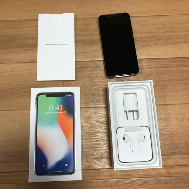 新品 iphone x 64gb docomo シルバー2