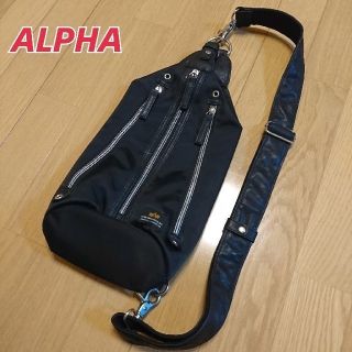 アルファインダストリーズ(ALPHA INDUSTRIES)の【ALPHA アルファ】ボディーバッグ ブラック(ボディーバッグ)