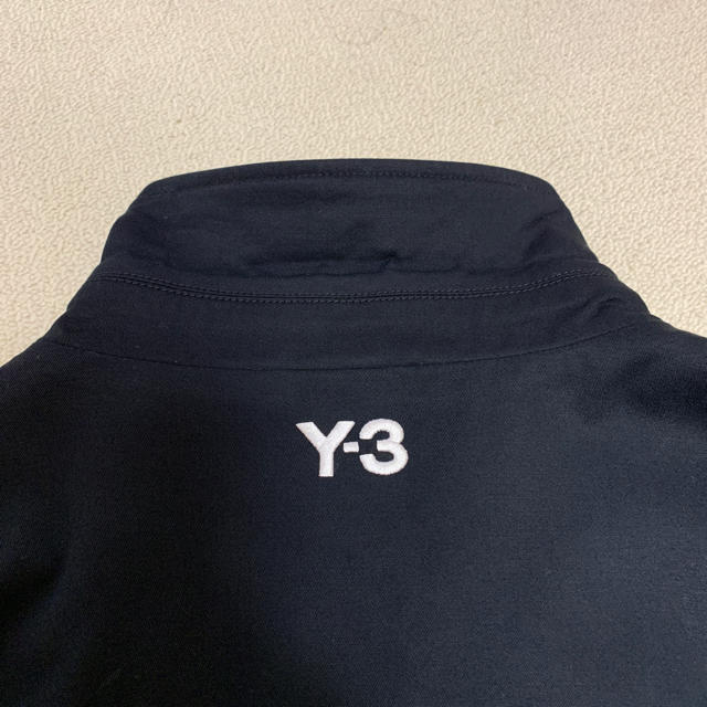 Y-3(ワイスリー)のえり1457様 美品 Y-3 バックロゴ ブルゾン メンズのジャケット/アウター(ブルゾン)の商品写真