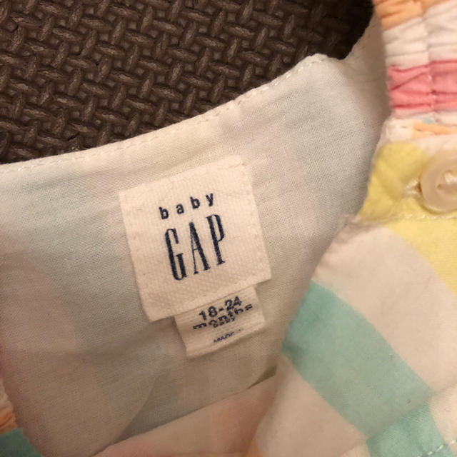 babyGAP(ベビーギャップ)のベビーギャップ チュニック サイズ90 キッズ/ベビー/マタニティのキッズ服女の子用(90cm~)(Tシャツ/カットソー)の商品写真