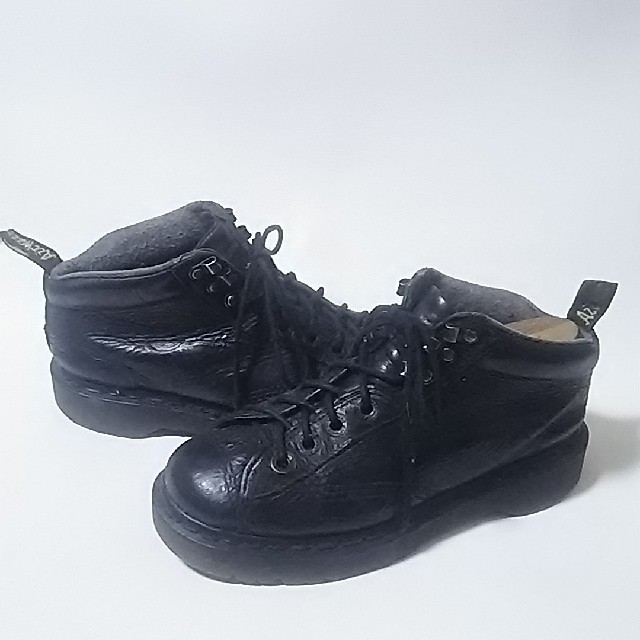 Dr.Martens(ドクターマーチン)の
希少イングランド製!ドクターマーチン牛革レザーダッド型モンキーブーツ黒


 レディースの靴/シューズ(ブーツ)の商品写真