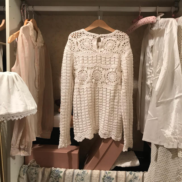 Isabel Marant(イザベルマラン)の最終価格🌫💫isabel marant tops. レディースのトップス(ニット/セーター)の商品写真